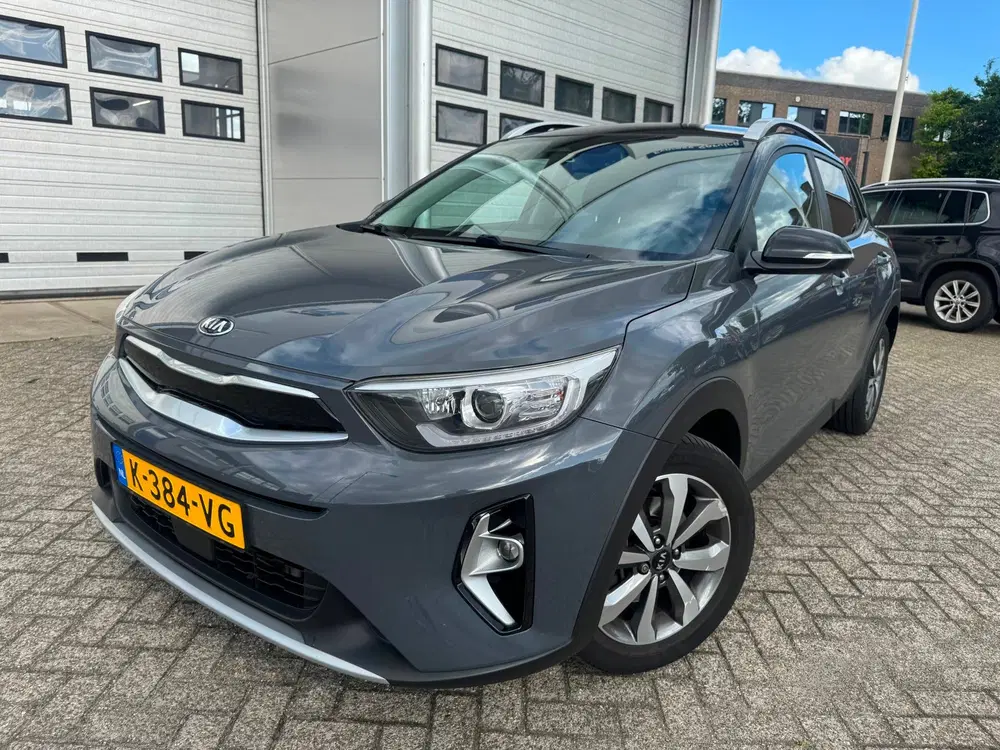 Kia Stonic 1.0 T-GDi MHEV DynamicPlusLine Camera uit 2021, foto 4