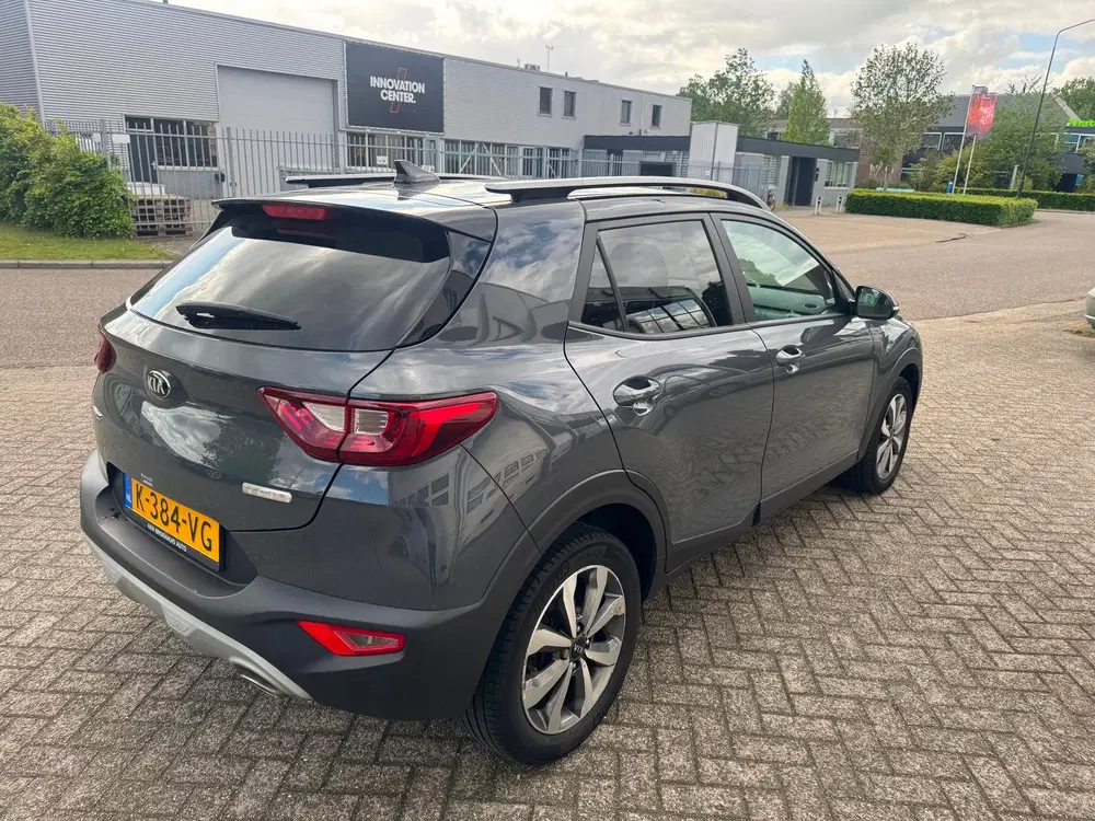 Kia Stonic 1.0 T-GDi MHEV DynamicPlusLine Camera uit 2021, foto 5