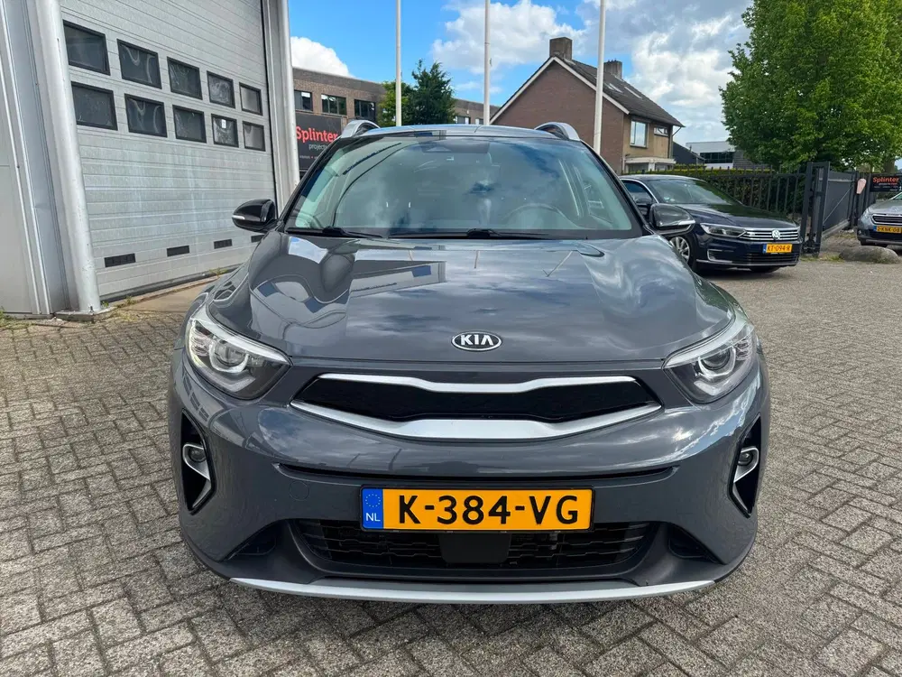 Kia Stonic 1.0 T-GDi MHEV DynamicPlusLine Camera uit 2021, foto 6