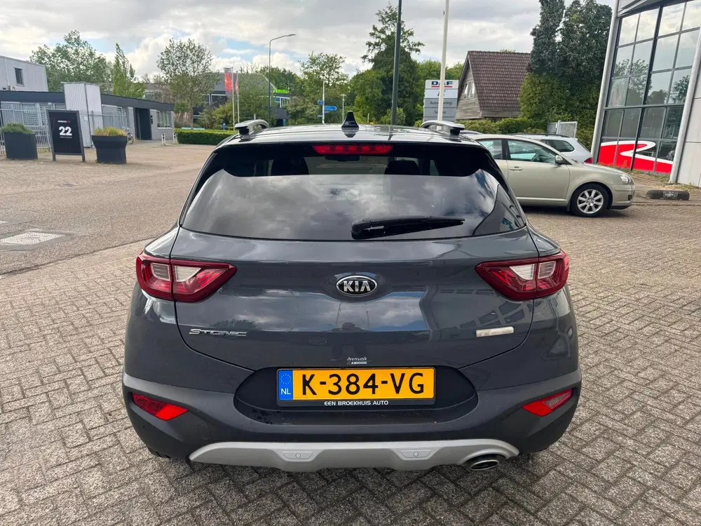 Kia Stonic 1.0 T-GDi MHEV DynamicPlusLine Camera uit 2021, foto 7