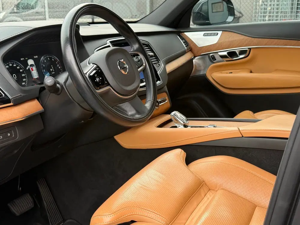 Volvo XC90 2.0 T8 Twin Engin uit 2019, foto 3