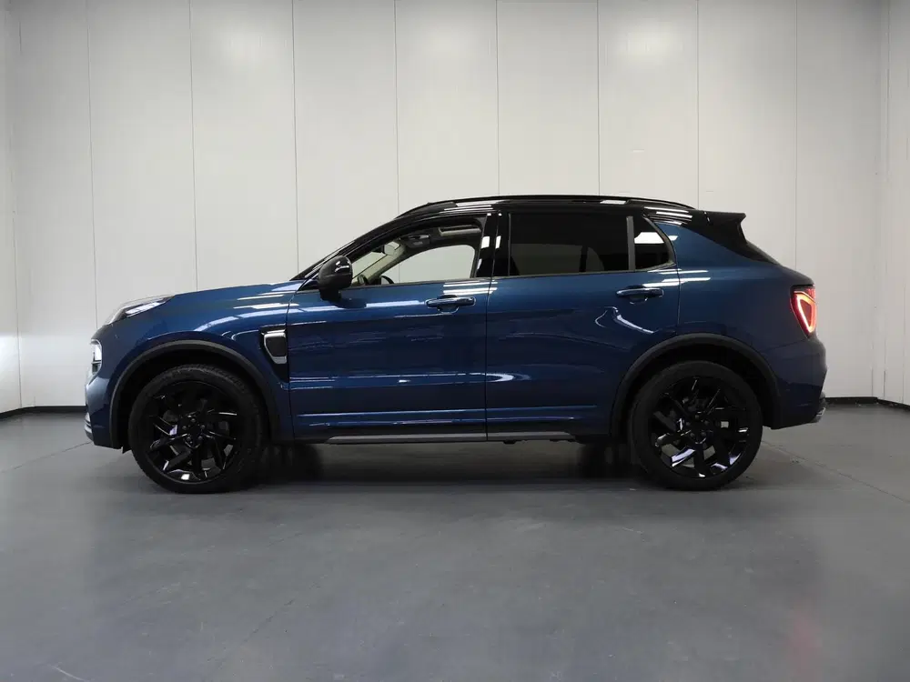 Lynk & Co 01 1.5 PHEV BlackEdition NAVI uit 2023, foto 2