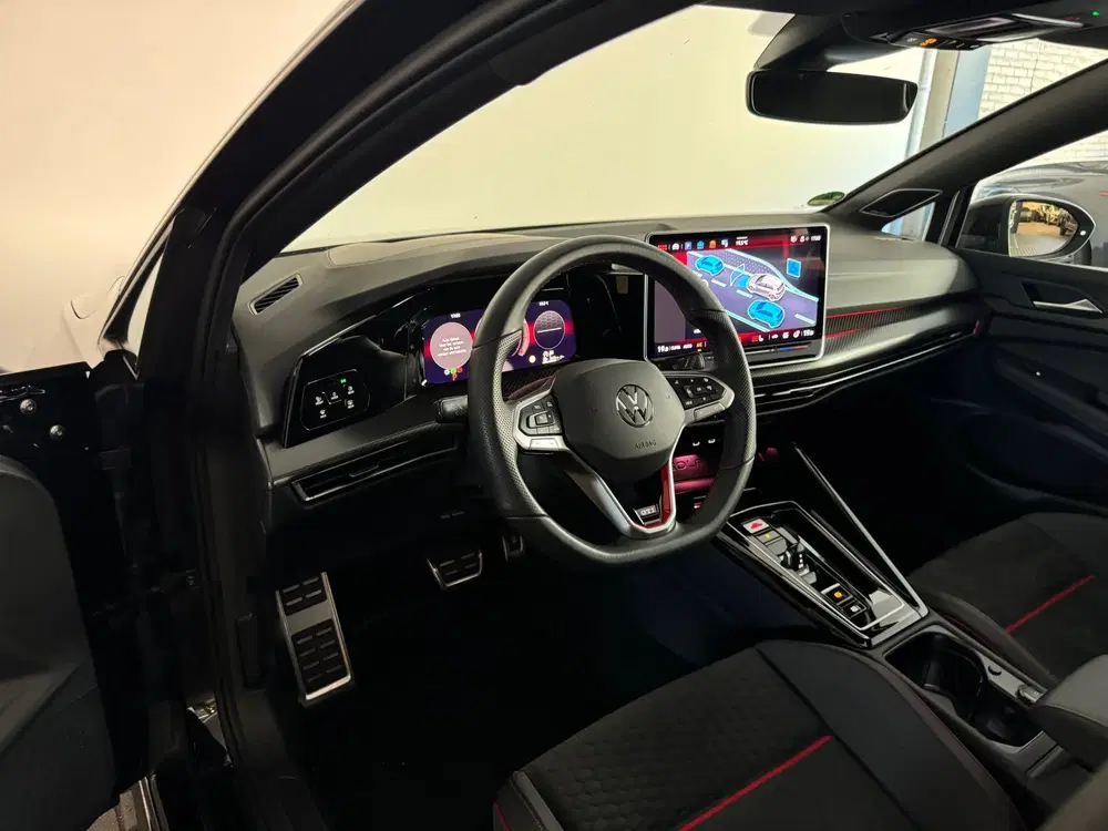 Volkswagen Golf 2.0 8.5 TSI GTI Clubsport Pano uit 2025, foto 5