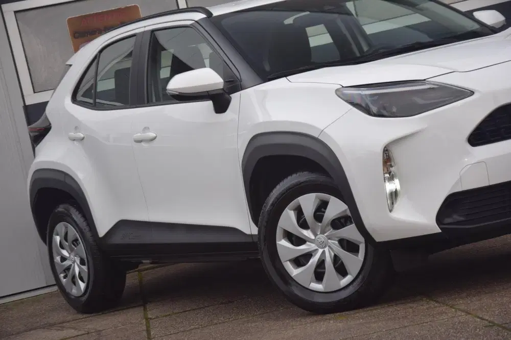 Toyota Yaris Cross 1.5 VVT-I Comfort APPLE CARPLAY uit 2023, foto 2