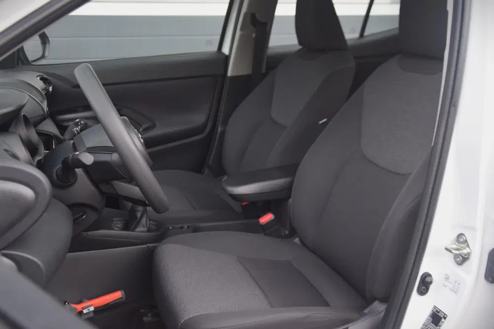 Toyota Yaris Cross 1.5 VVT-I Comfort APPLE CARPLAY uit 2023, foto 7