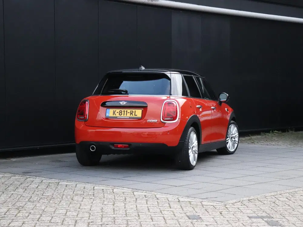 Mini Cooper 1.5 Cooper Chili uit 2019, foto 3