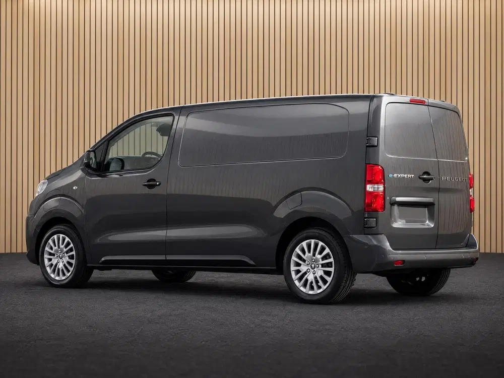 Peugeot Expert EV L2 75 kWh VOORRAAD KORTING uit 2026, foto 2