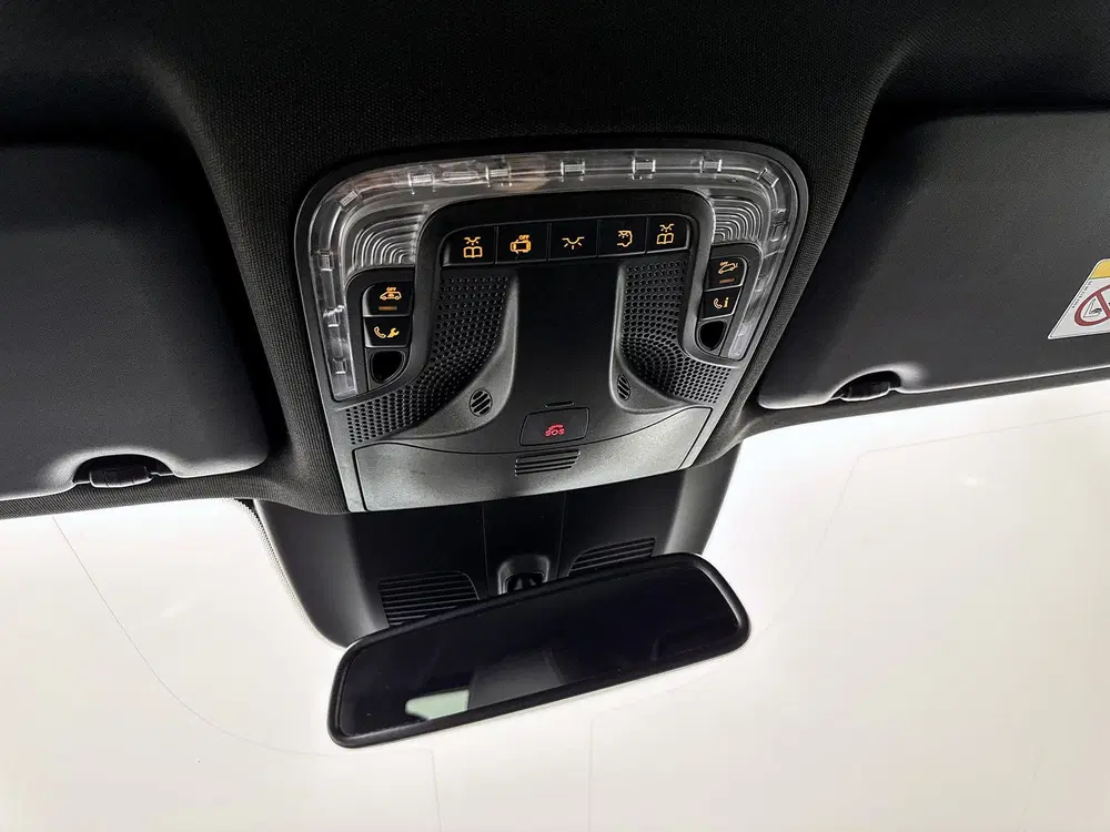 Mercedes-Benz V-Klasse 300d Lang DC Avantgarde AMG line Lede uit 2020, foto 15