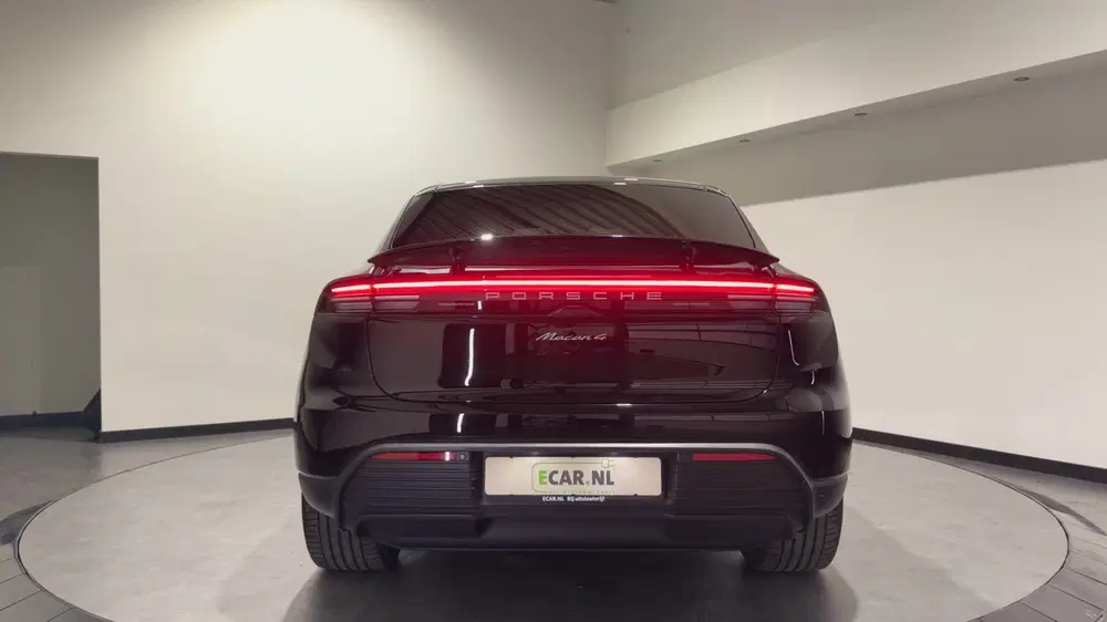 Porsche Macan 4 100 kWh uit 2025, foto 5