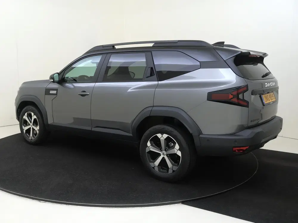 Dacia Bigster 1.2 Mild Hybrid 140 PK Journey Vaste Trekh uit 2025, foto 6