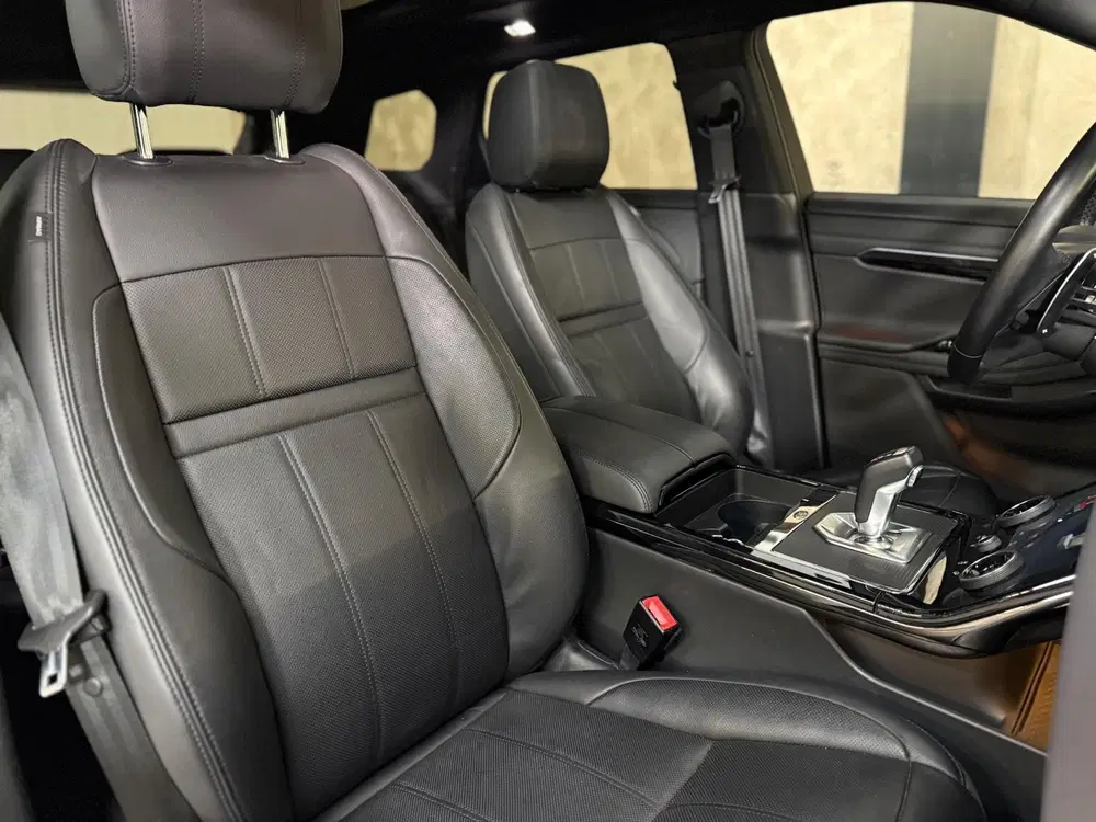 Land Rover Range Rover Evoque 2.0 P250 AWD R-Dynamic S uit 2021, foto 15