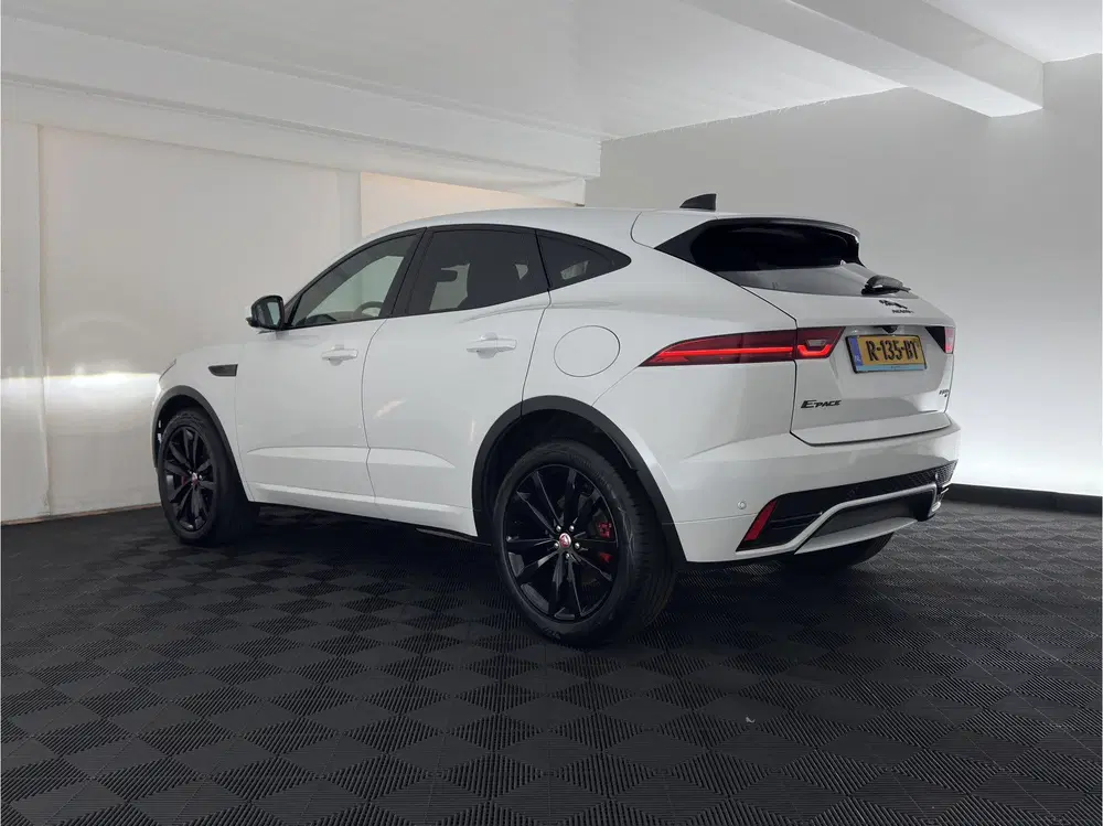 Jaguar E-Pace 1.5 P300e AWD R-Dynamic HSE (Plug-in) {SoH uit 2022, foto 4