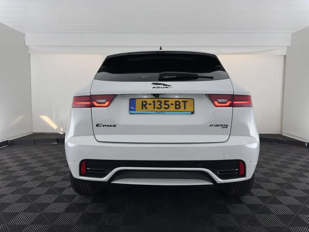 Jaguar E-Pace 1.5 P300e AWD R-Dynamic HSE (Plug-in) {SoH uit 2022, foto 5