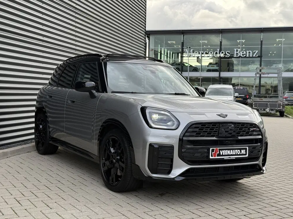 Mini Countryman 1.5 C John Cooper Works L H&K uit 2024, foto 3