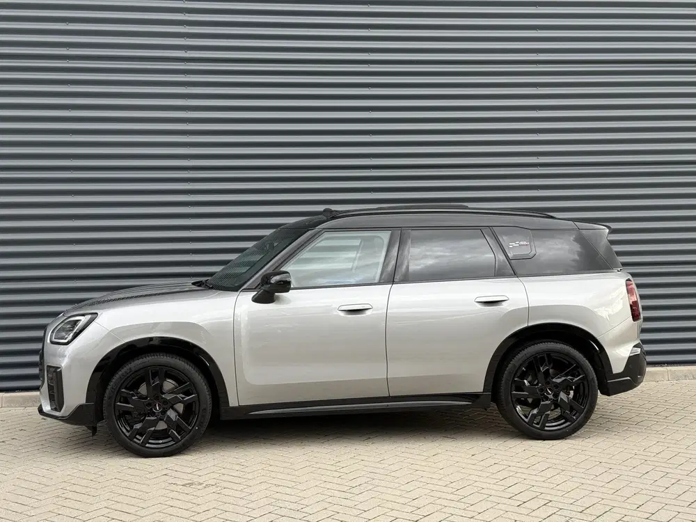Mini Countryman 1.5 C John Cooper Works L H&K uit 2024, foto 4