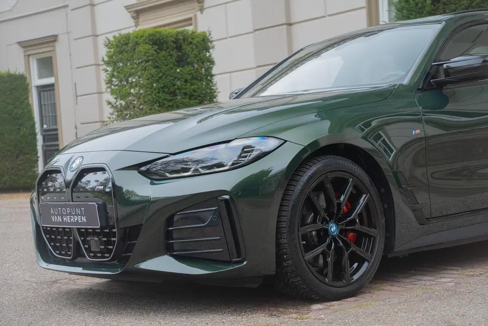 BMW i4 M50 High Executive 84 kWh PANO uit 2024, foto 13