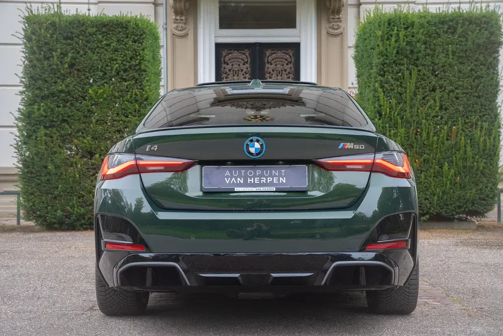 BMW i4 M50 High Executive 84 kWh PANO uit 2024, foto 4