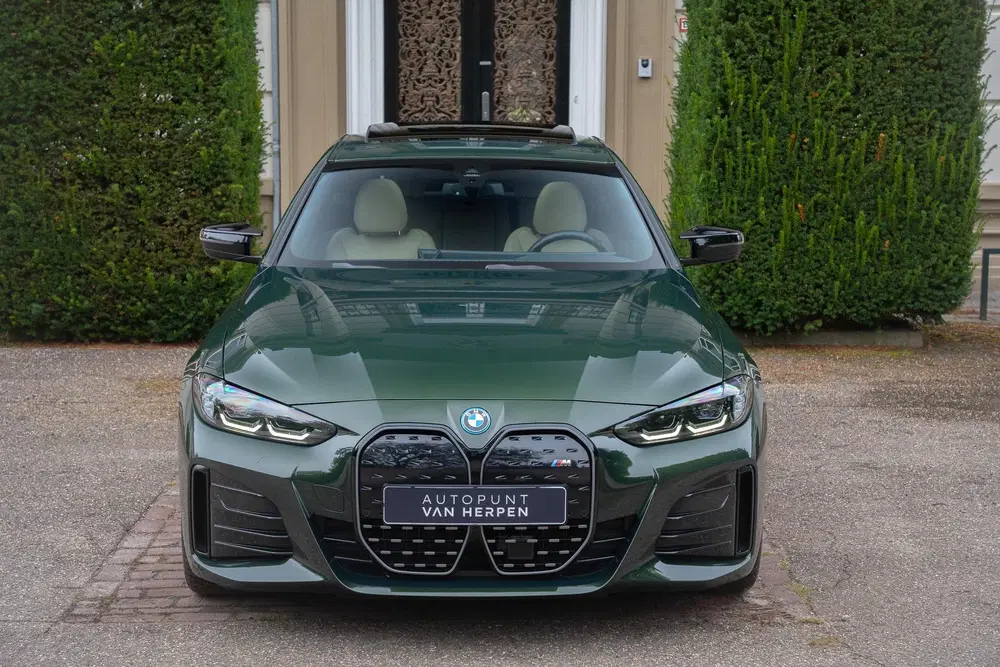 BMW i4 M50 High Executive 84 kWh PANO uit 2024, foto 8