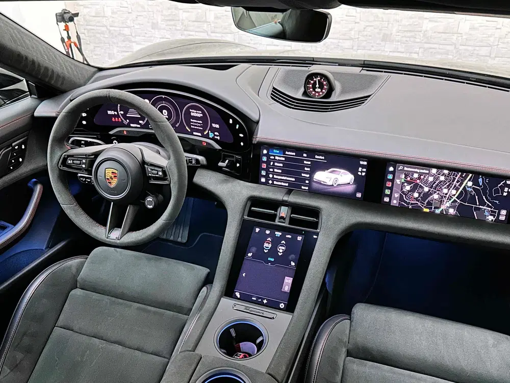 Porsche Taycan GTS 93 kWh uit 2023, foto 3