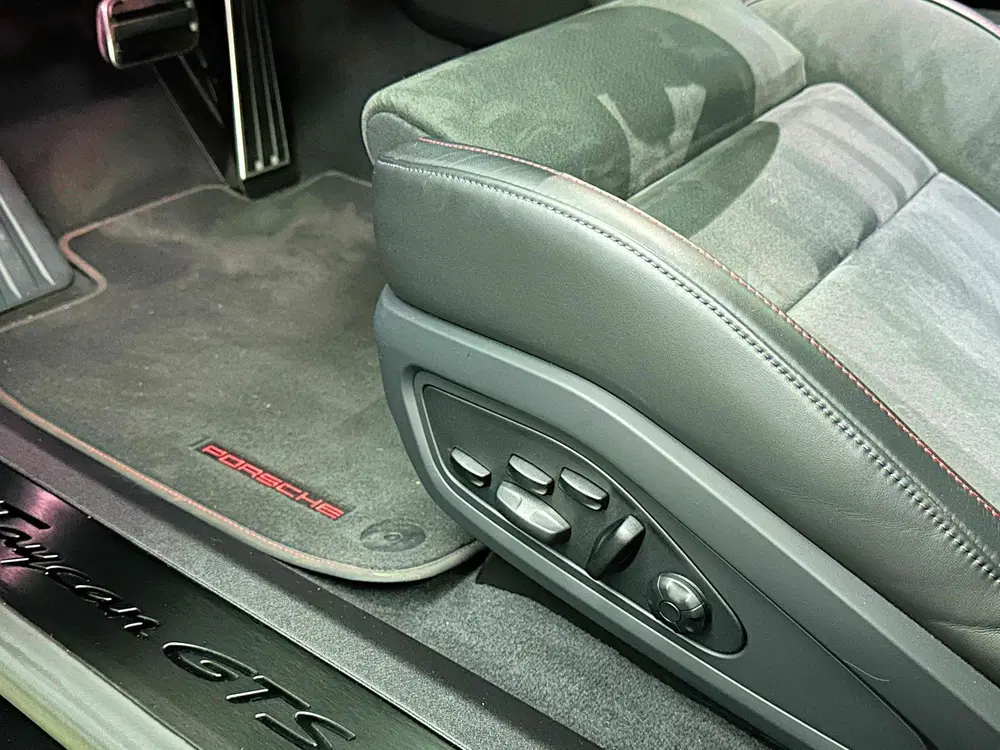 Porsche Taycan GTS 93 kWh uit 2023, foto 6