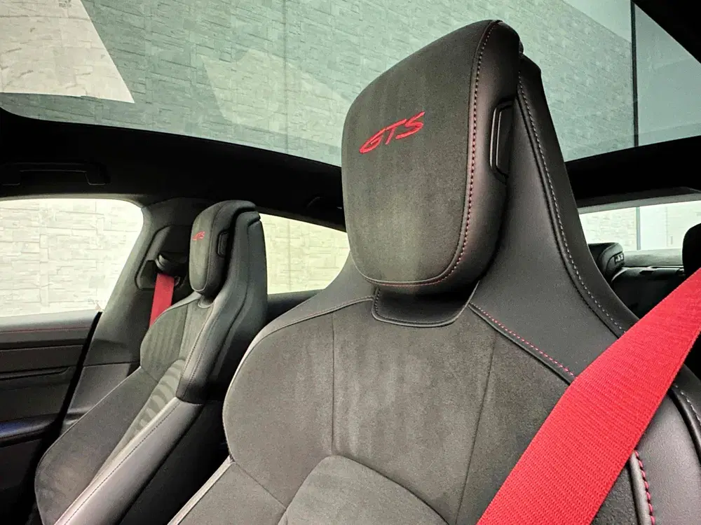 Porsche Taycan GTS 93 kWh uit 2023, foto 7
