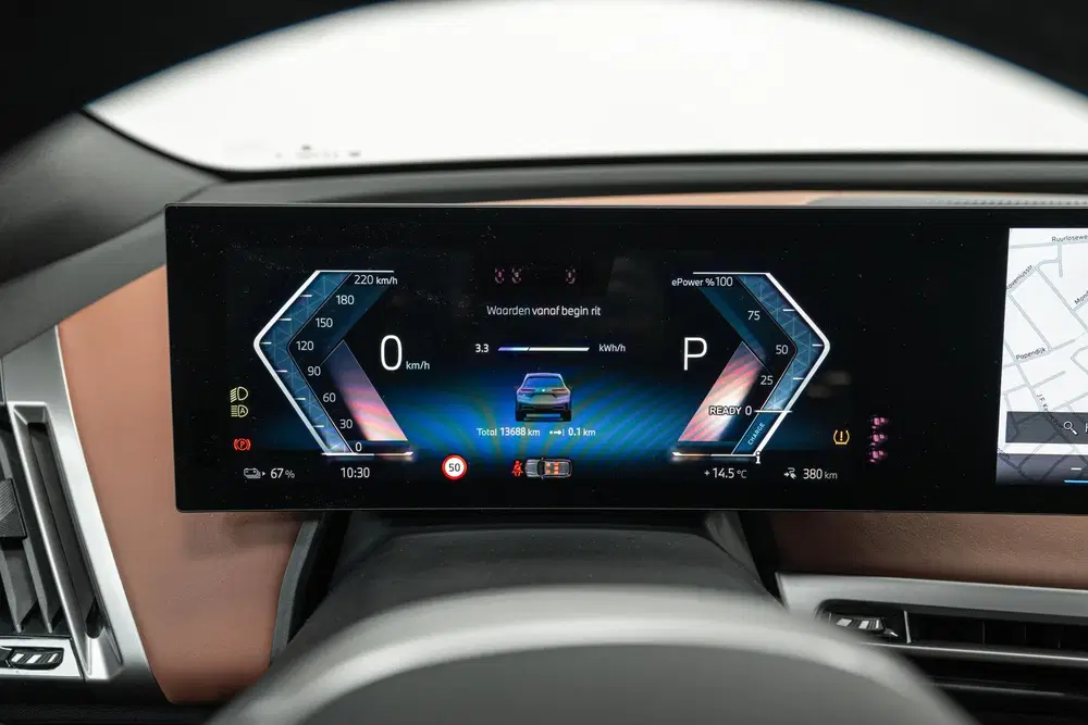 BMW iX xDrive60 M Sport uit 2025, foto 12