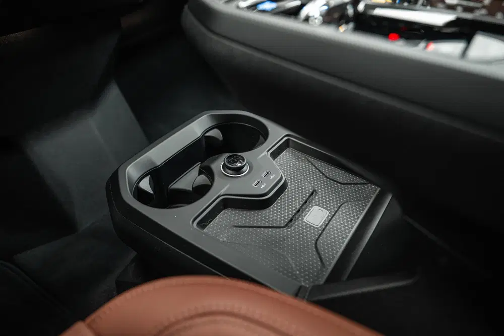 BMW iX xDrive60 M Sport uit 2025, foto 13