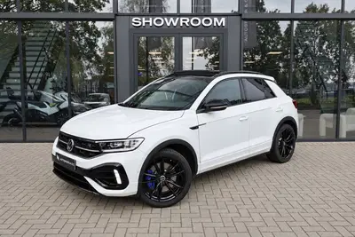 Volkswagen T-Roc 2.0 TSI 4Motion R AKRAPOVIC PANO KEYLESS V uit 2022