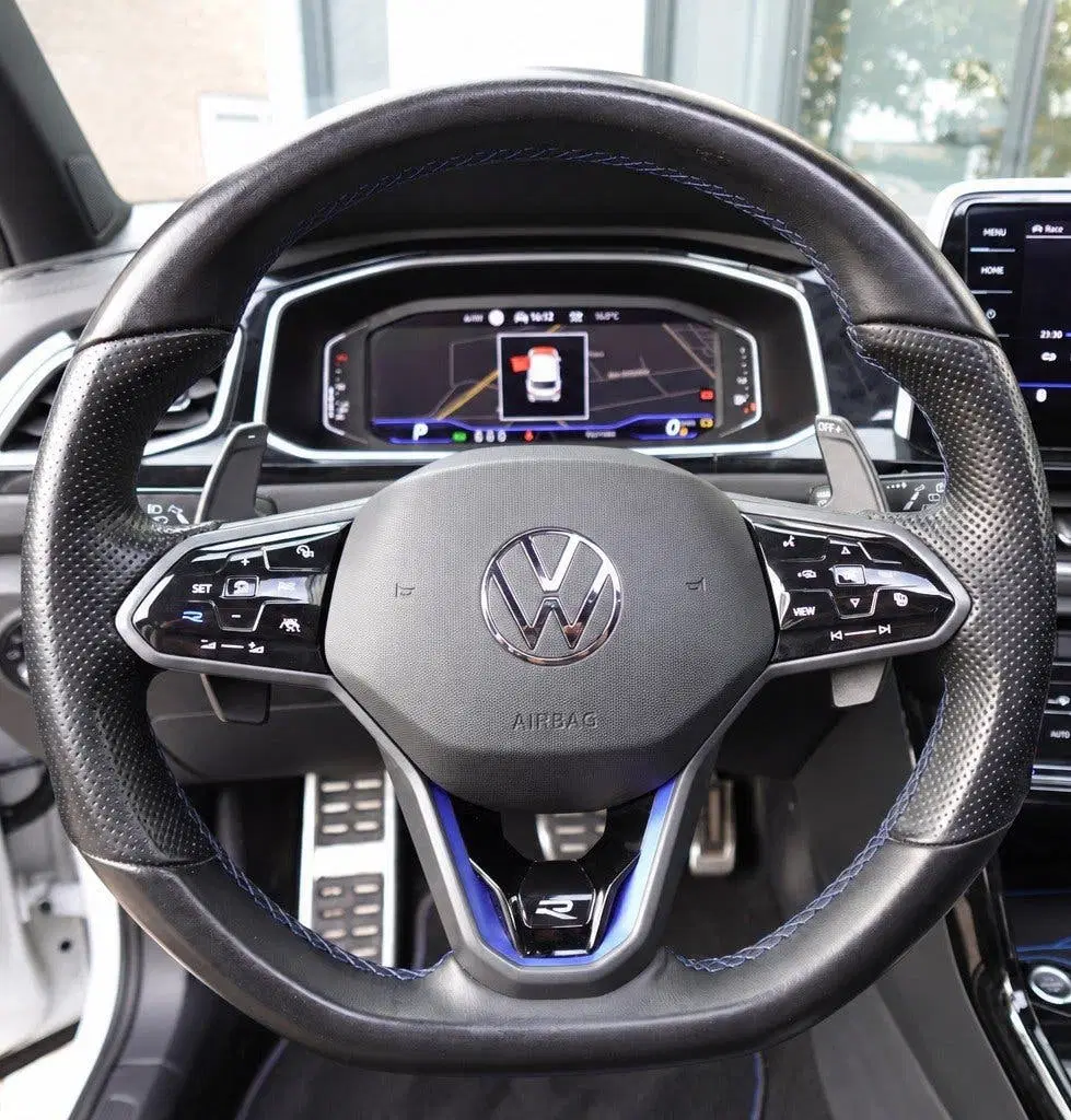 Volkswagen T-Roc 2.0 TSI 4Motion R AKRAPOVIC PANO KEYLESS V uit 2022, foto 15