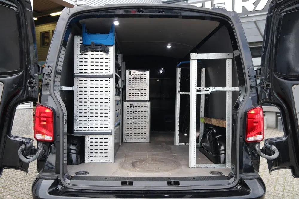 Volkswagen Transporter 2.0 TDI 150 uit 2022, foto 4