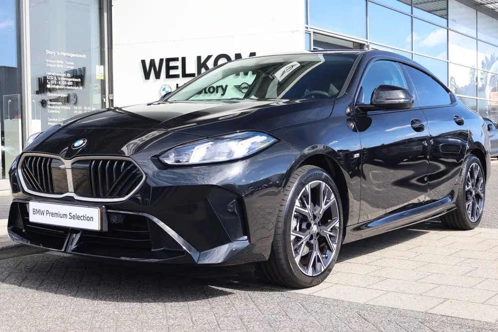 BMW 2-serie Coupé 220 M Sport Automaat uit 2025, foto 5