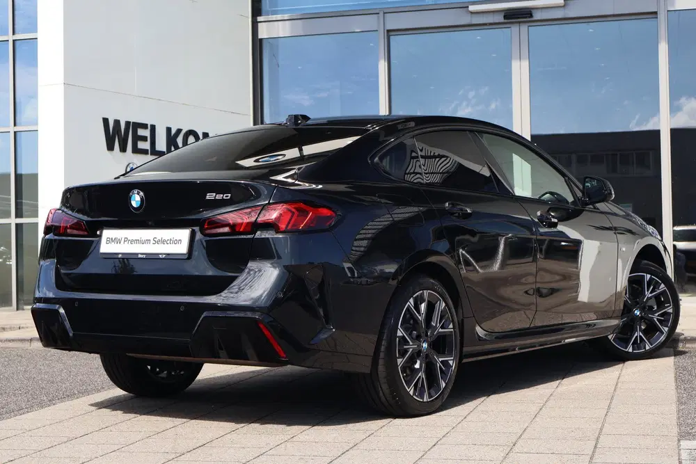 BMW 2-serie Coupé 220 M Sport Automaat uit 2025, foto 9