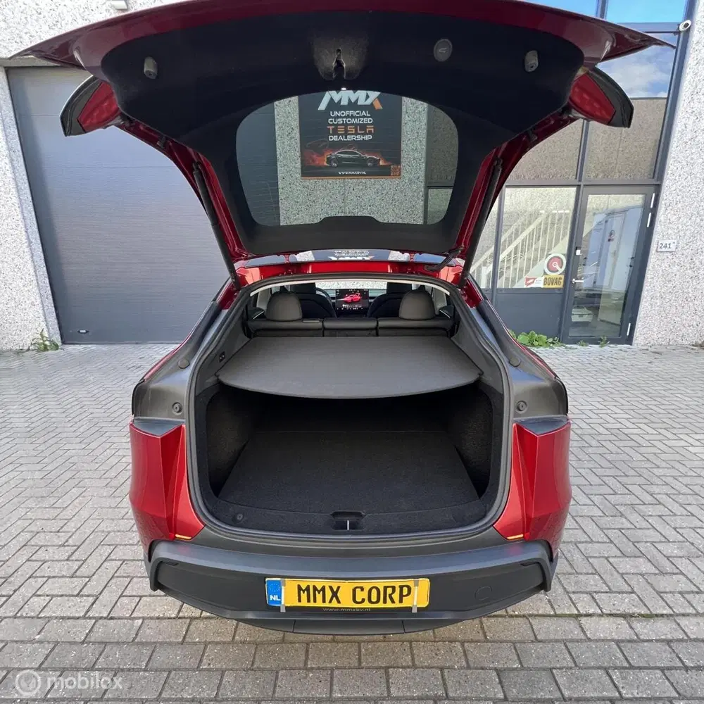 Tesla Model Y Juniper LFP PREMIUM + IAP + HW4 + SOH 98.9 uit 2025, foto 14