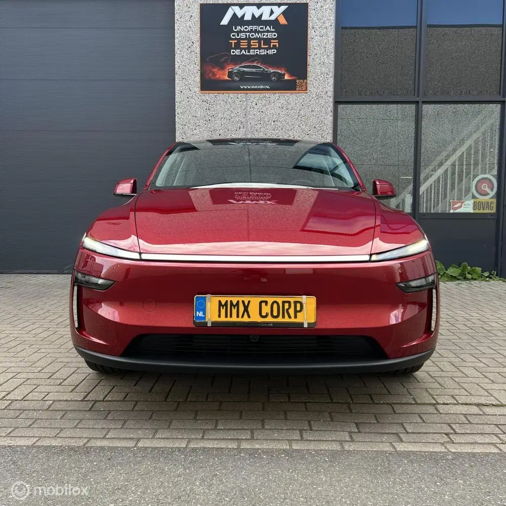 Tesla Model Y Juniper LFP PREMIUM + IAP + HW4 + SOH 98.9 uit 2025, foto 4