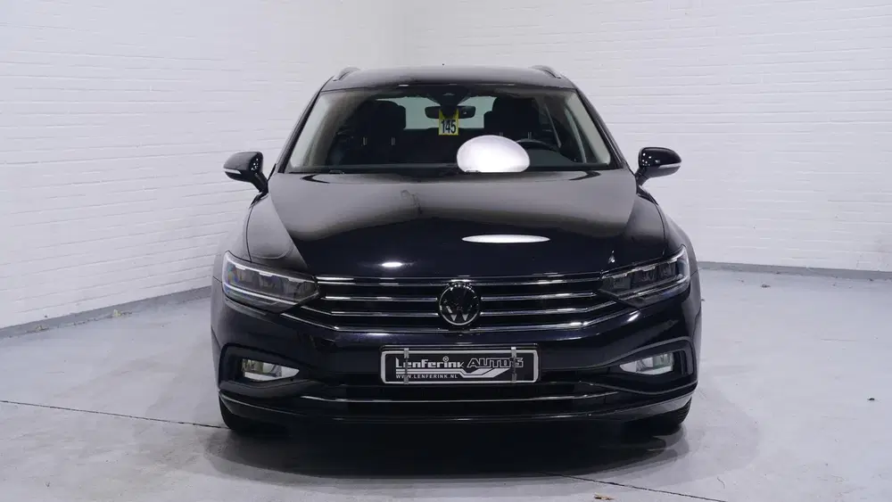 Volkswagen Passat 1.5 TSI Business Wegklapbare trekh uit 2022, foto 2