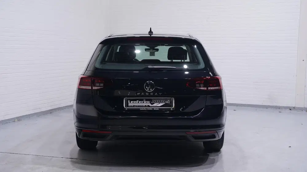 Volkswagen Passat 1.5 TSI Business Wegklapbare trekh uit 2022, foto 6