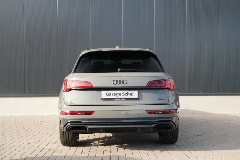 Audi Q5 55 TFSI e S Edition uit 2022, foto 11