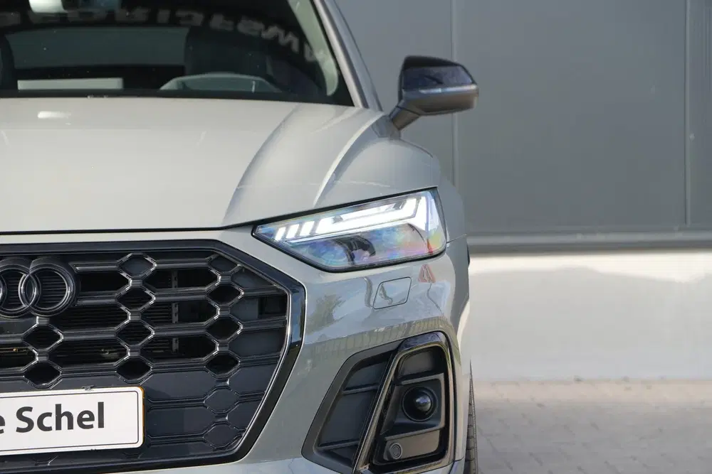 Audi Q5 55 TFSI e S Edition uit 2022, foto 5