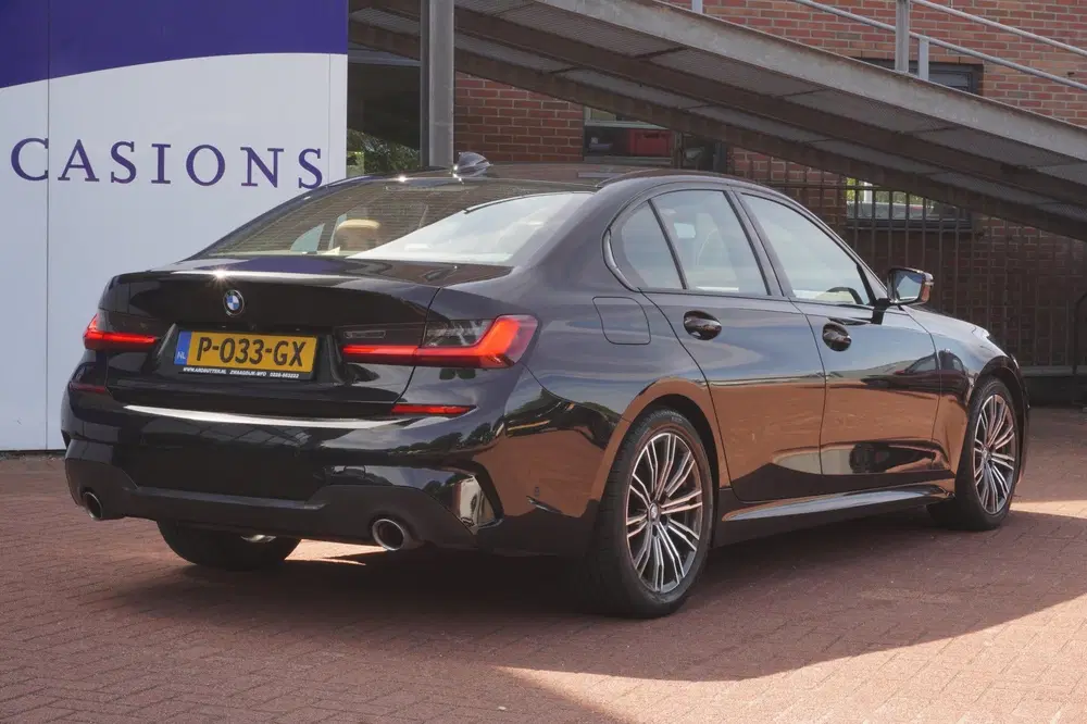 BMW 3-serie 318i Business Edition Plus M sport+M3-Stoe uit 2022, foto 4