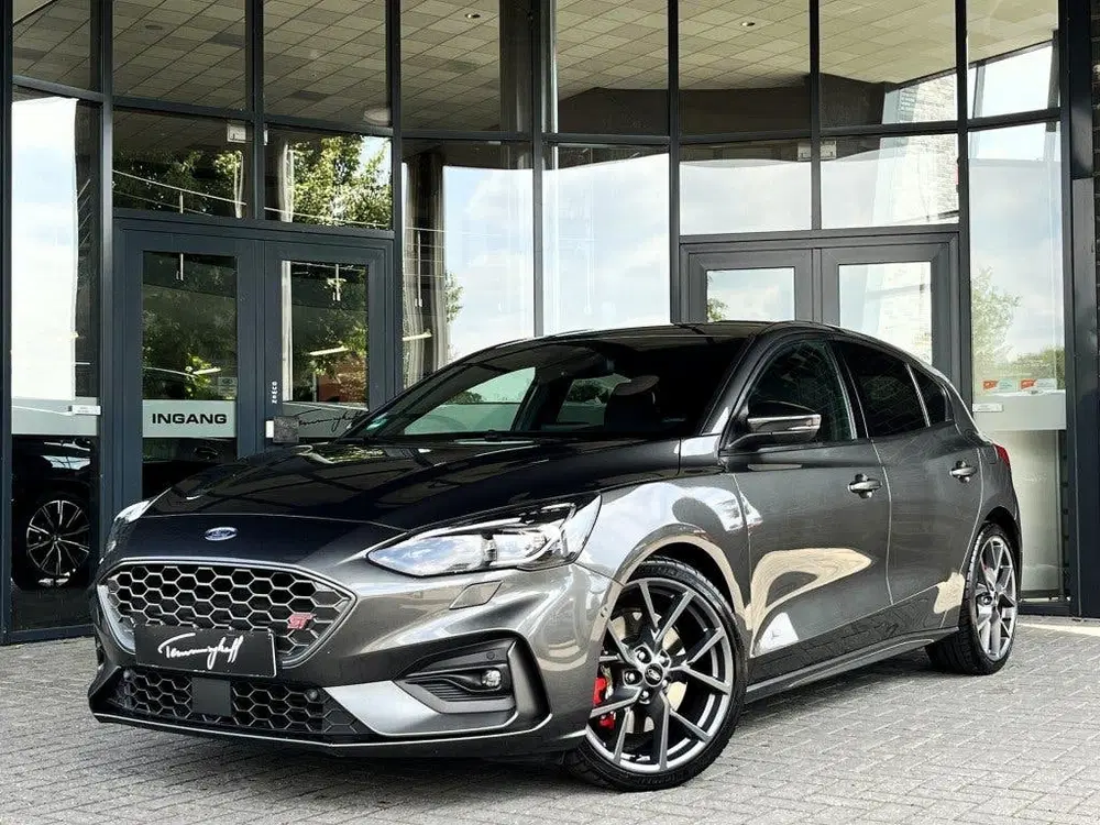 Ford Focus 2.3 ECOBOOST ST-3 AD. CRUISE uit 2019