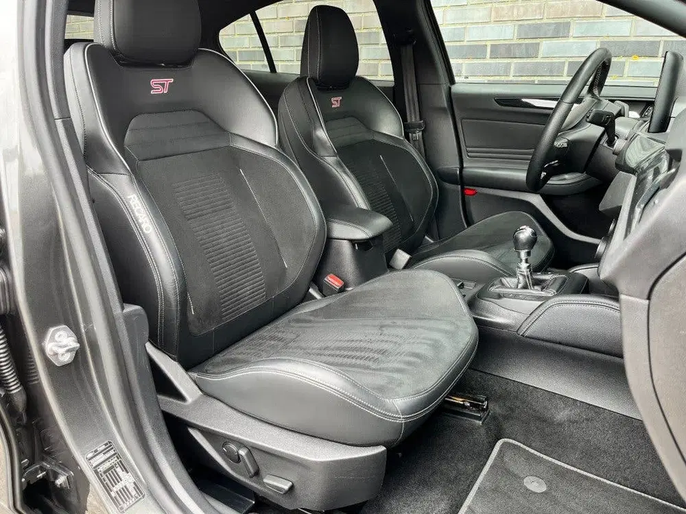 Ford Focus 2.3 ECOBOOST ST-3 AD. CRUISE uit 2019, foto 11