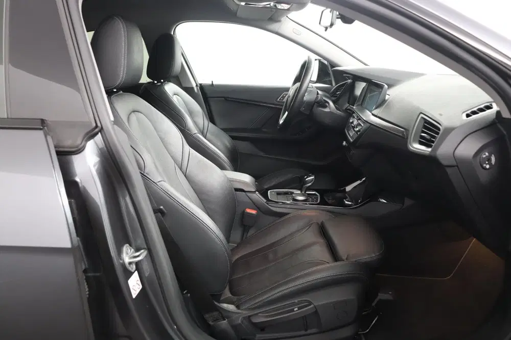 BMW 2-serie Gran Coupé 218i High Executive uit 2021, foto 13
