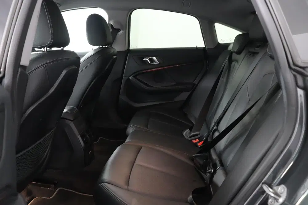 BMW 2-serie Gran Coupé 218i High Executive uit 2021, foto 14