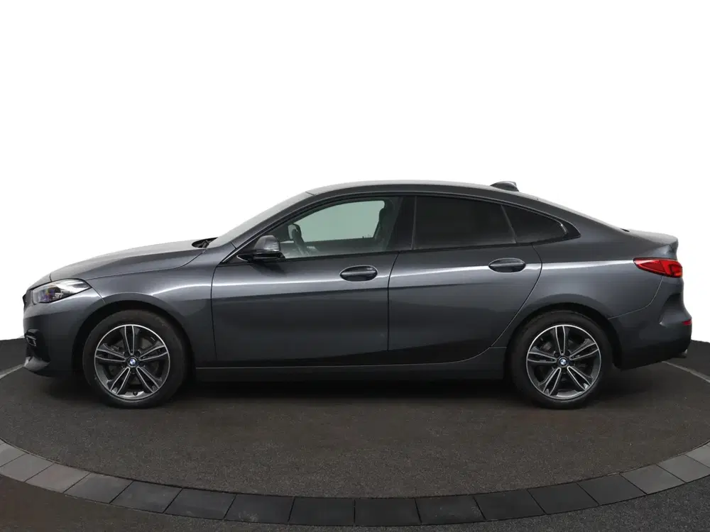 BMW 2-serie Gran Coupé 218i High Executive uit 2021, foto 2