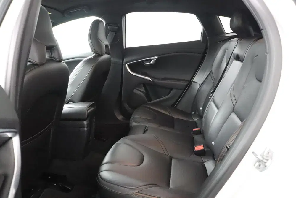 Volvo V40 Cross Country T3 Polar+ Luxury uit 2020, foto 14