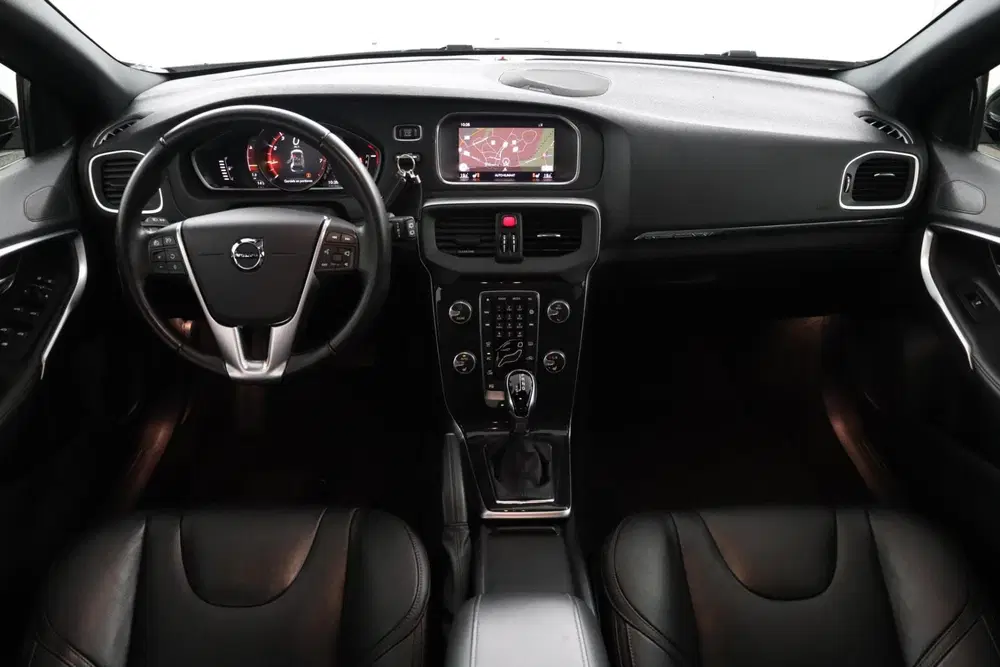 Volvo V40 Cross Country T3 Polar+ Luxury uit 2020, foto 4