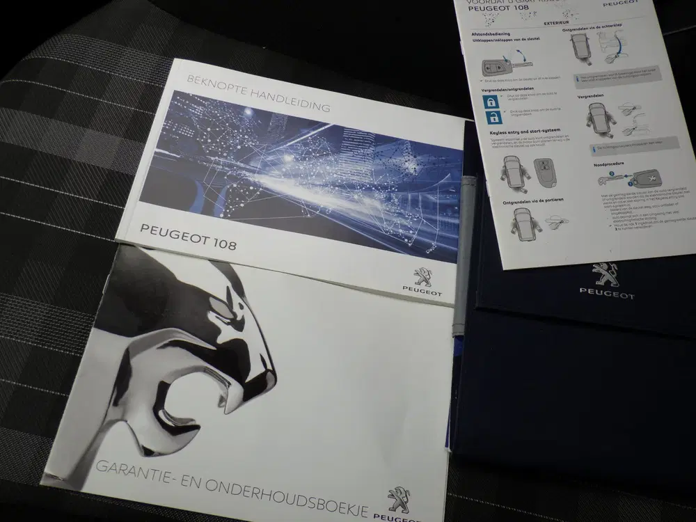 Peugeot 108 1.0 e-VTi Active Airco uit 2020, foto 11