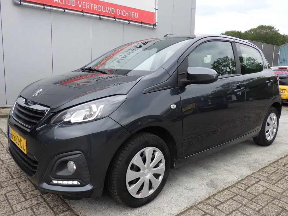 Peugeot 108 1.0 e-VTi Active Airco uit 2020, foto 2