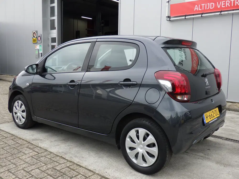 Peugeot 108 1.0 e-VTi Active Airco uit 2020, foto 3
