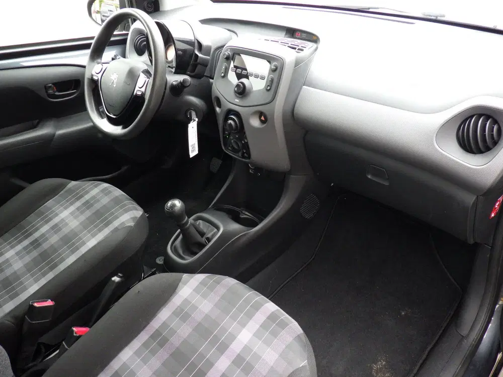 Peugeot 108 1.0 e-VTi Active Airco uit 2020, foto 7